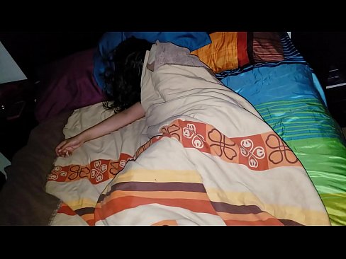 ❤️ Fillastro reprendendo á súa nova madrasta mentres ela dorme. ❌  Sexo en % gl.banglablog.top %